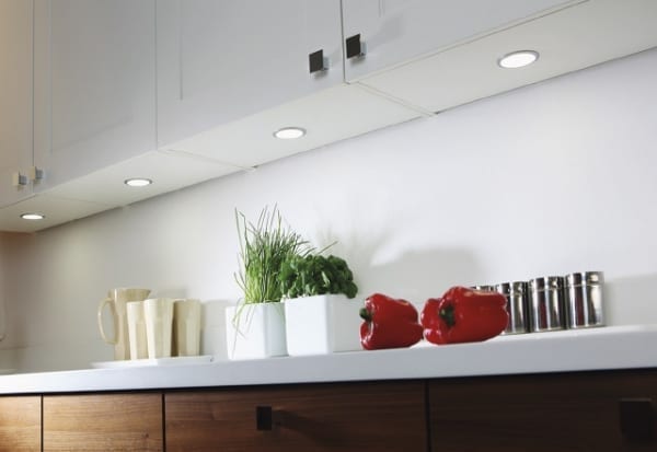 luces led bajo armario cocina